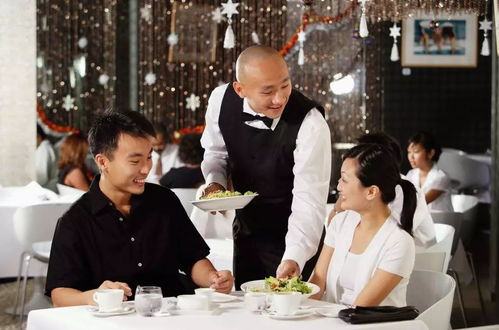 餐飲服務(wù)做到‘三輕四勤五聲六微笑十服務(wù)’，顧客個(gè)個(gè)滿意
